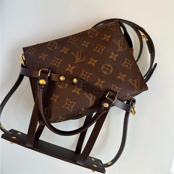 Pouch to Handbag Converter - Picture 2 of 14